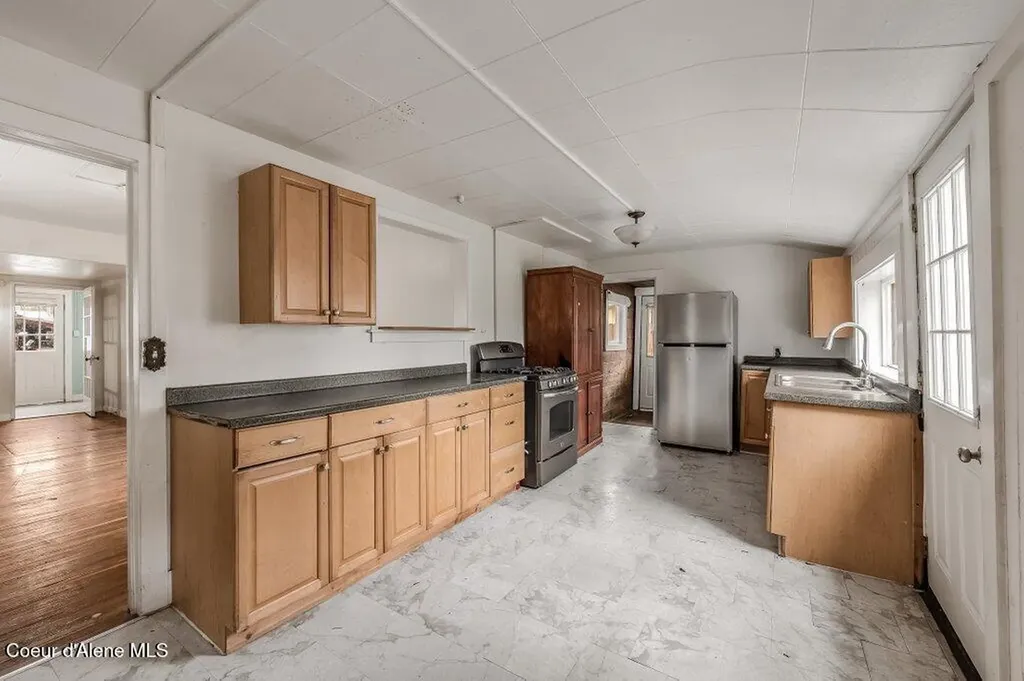711 N Florence Avenue Sandpoint ID 83864