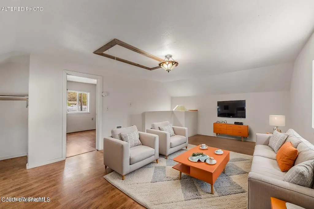 711 N Florence Avenue Sandpoint ID 83864