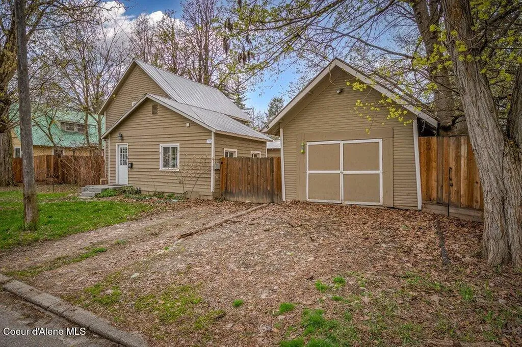 711 N Florence Avenue Sandpoint ID 83864