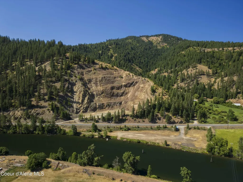 1827 St Joe River Road St. Maries ID 83861