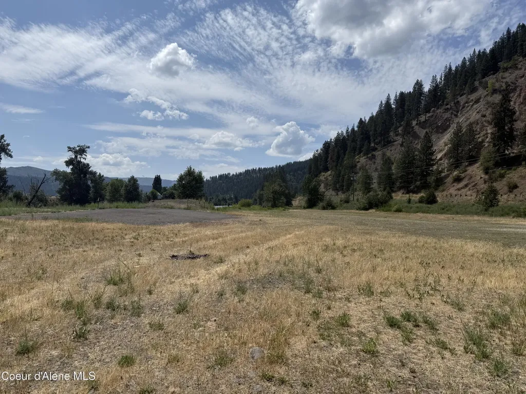 1827 St Joe River Road St. Maries ID 83861