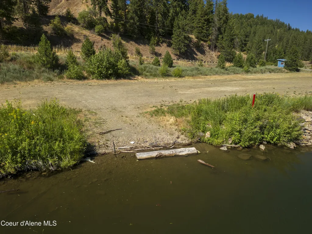 1827 St Joe River Road St. Maries ID 83861