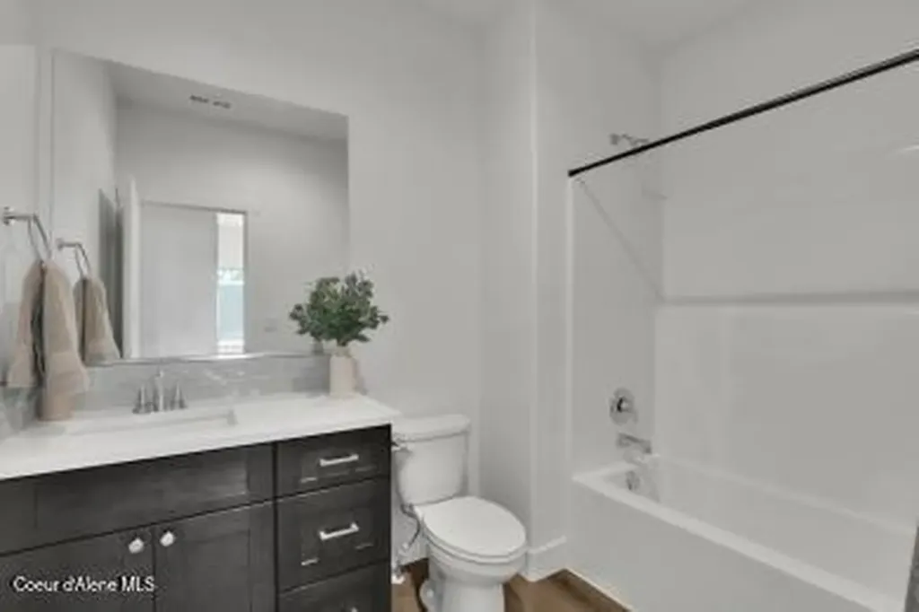 717 N Creative Way (lot 5) Post Falls ID 83854