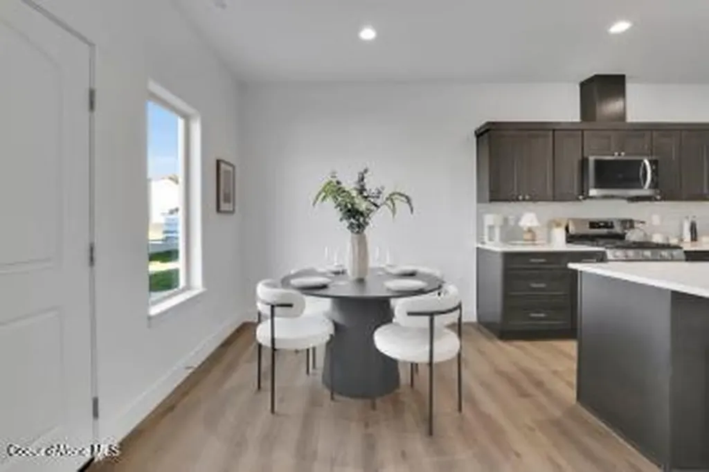 717 N Creative Way (lot 5) Post Falls ID 83854