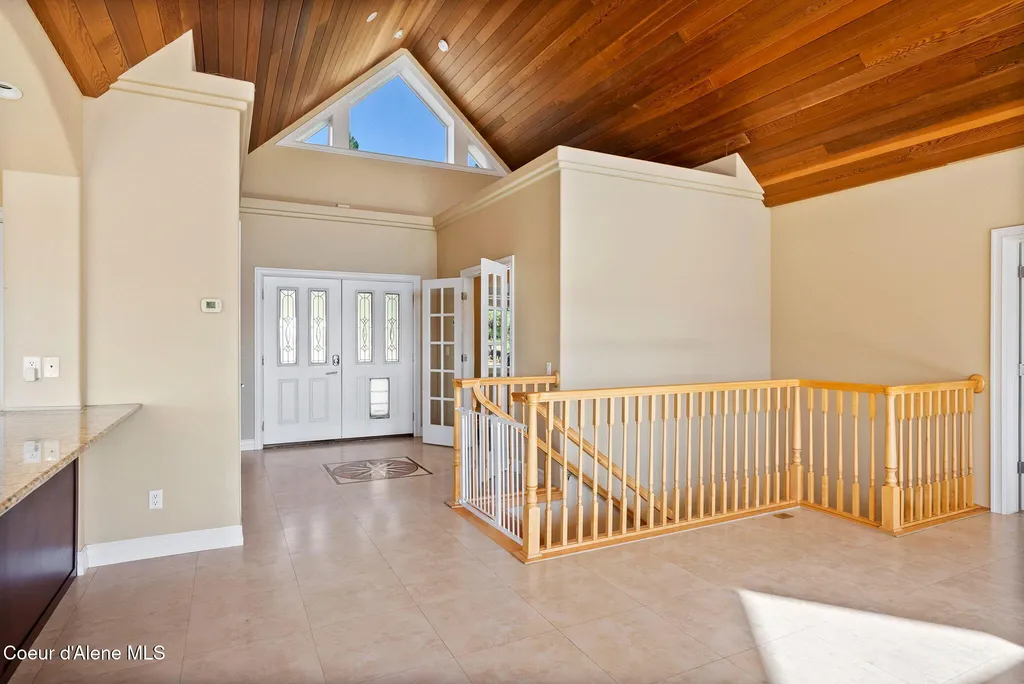 2953 E Badger Road Harrison ID 83833