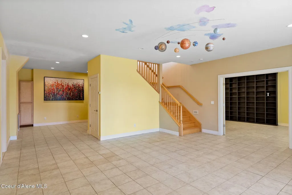 2953 E Badger Road Harrison ID 83833