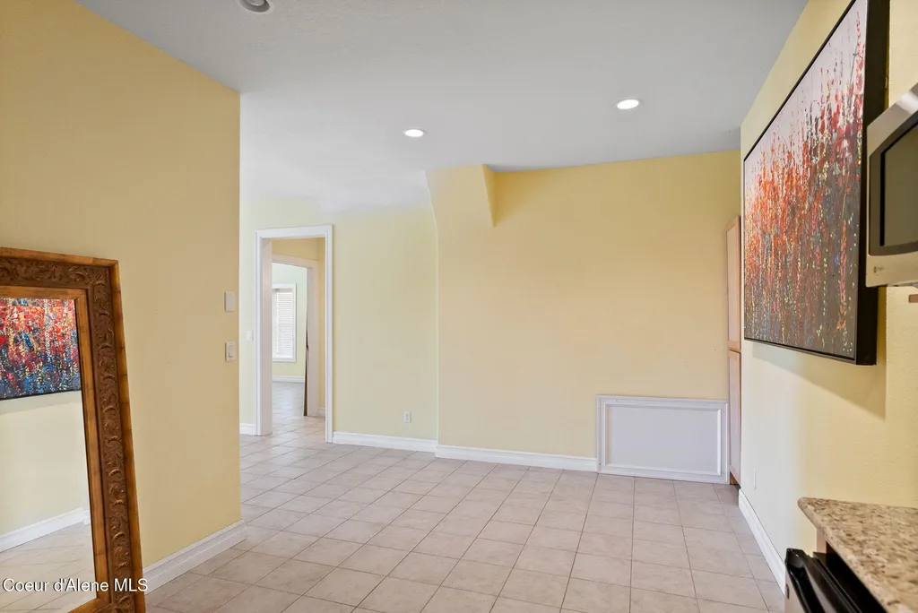2953 E Badger Road Harrison ID 83833