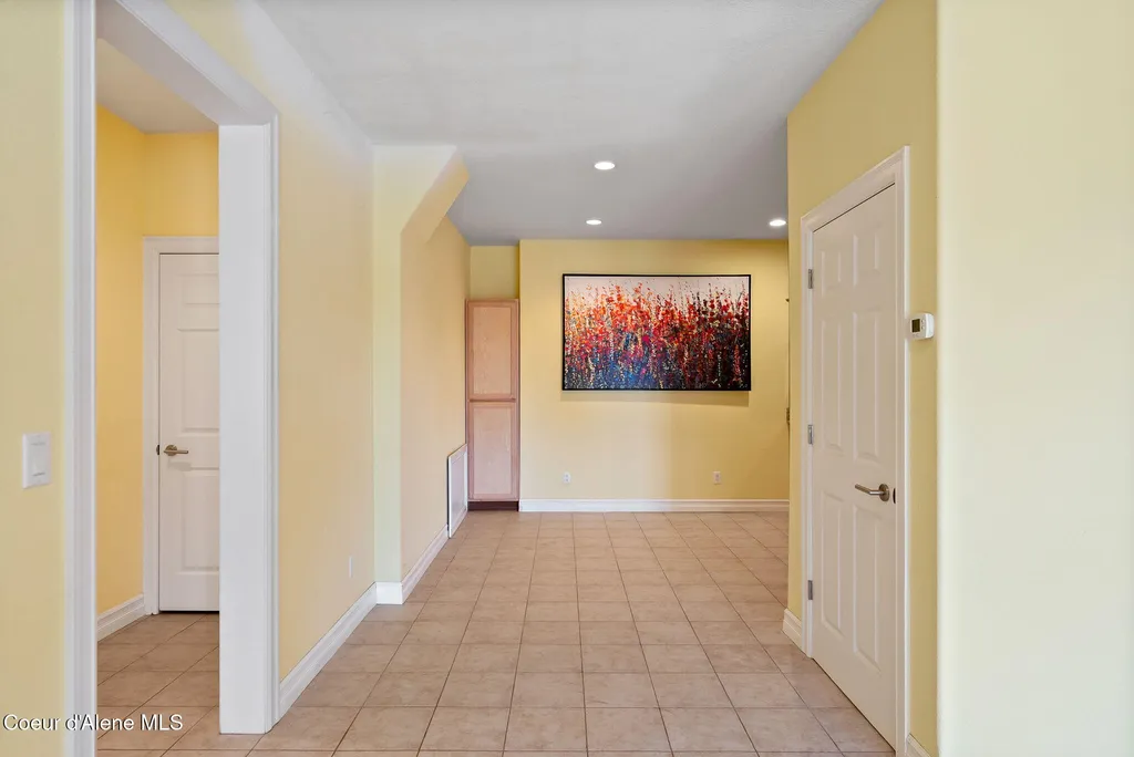 2953 E Badger Road Harrison ID 83833