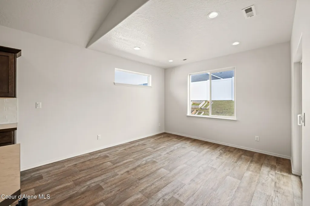 5977 W Theismann Road Rathdrum ID 83858