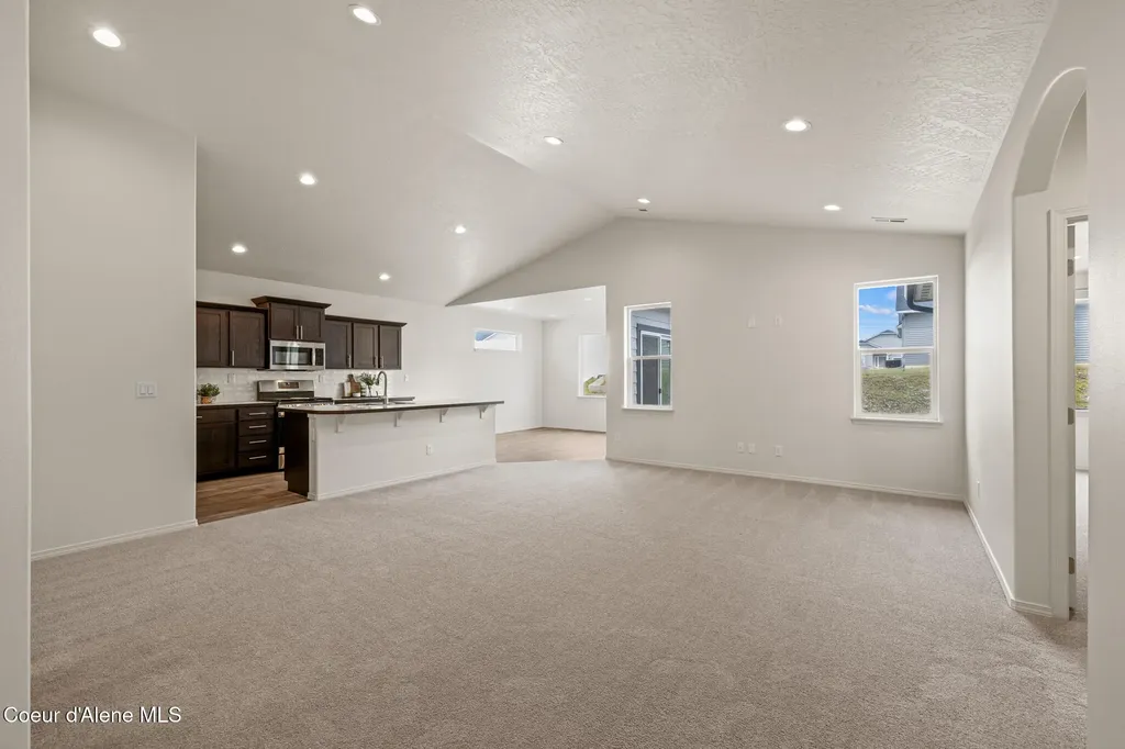 5977 W Theismann Road Rathdrum ID 83858