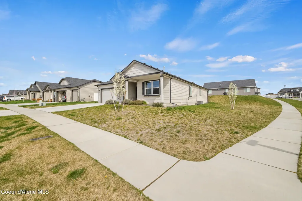 5977 W Theismann Road Rathdrum ID 83858