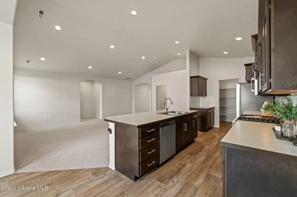 5977 W Theismann Road Rathdrum ID 83858