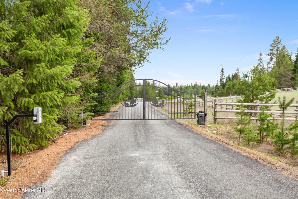 Nna Mesa Drive Athol ID 83801