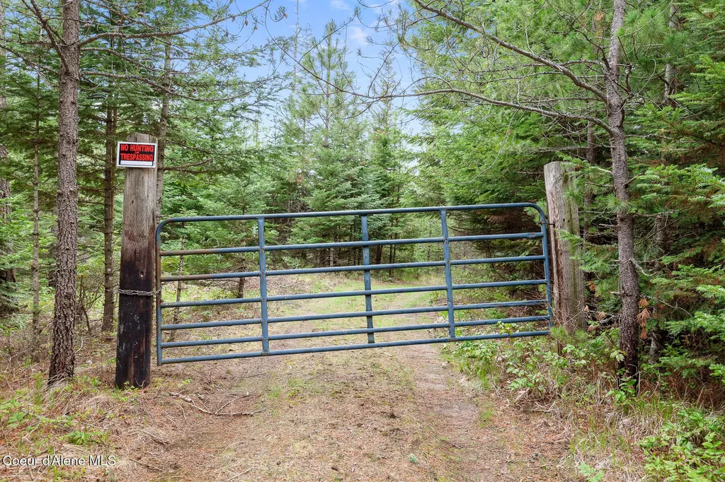 Nna Mesa Drive Athol ID 83801