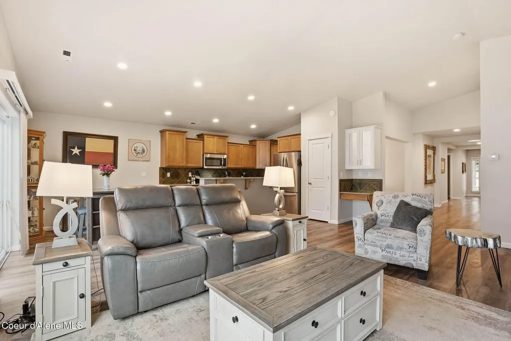 1675 W Yaquina Drive Post Falls ID 83854