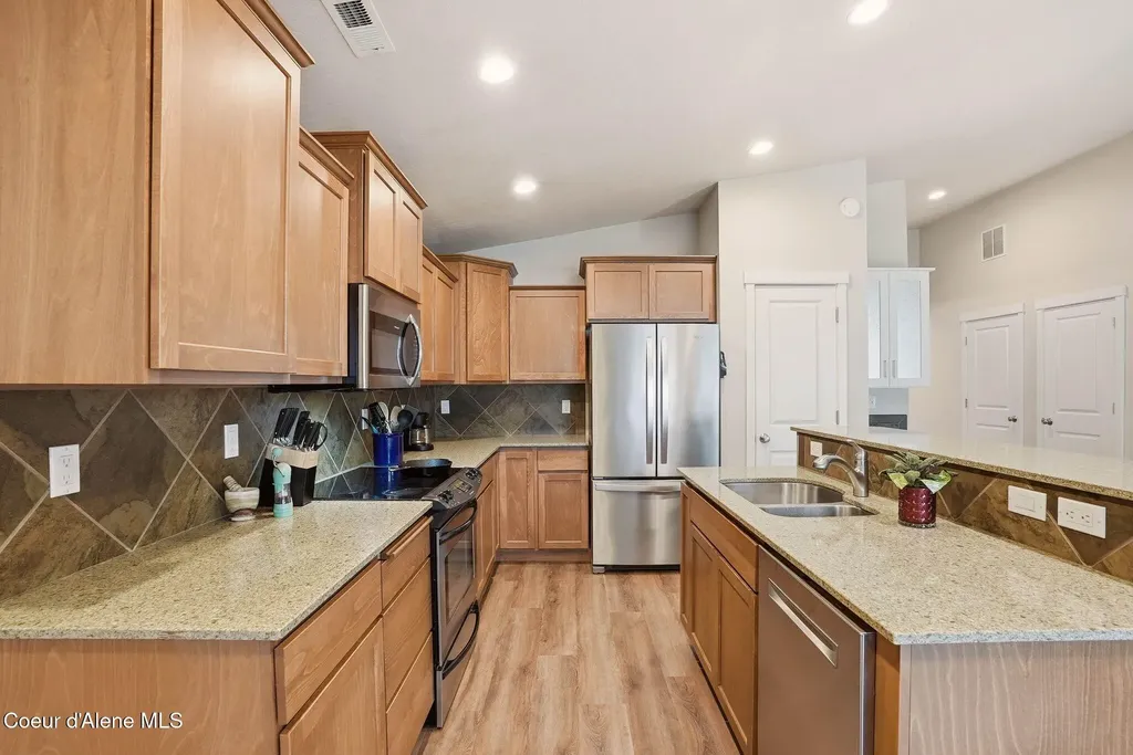 1675 W Yaquina Drive Post Falls ID 83854
