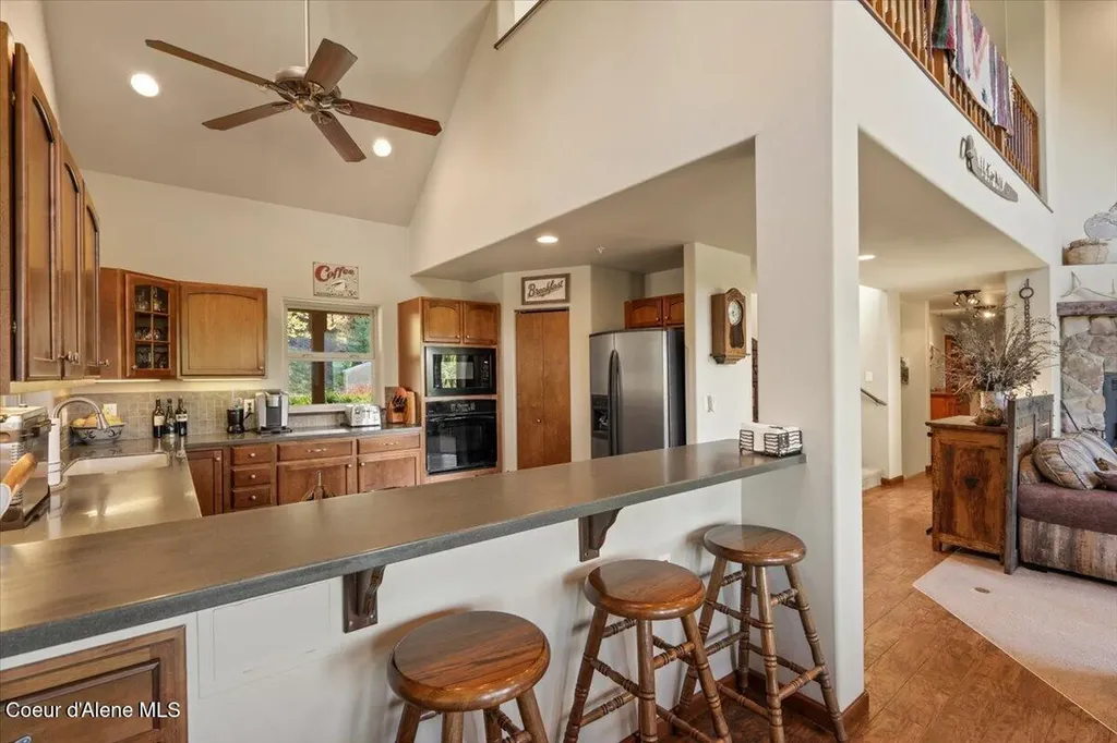 24102 N Derting Road Hayden ID 83835