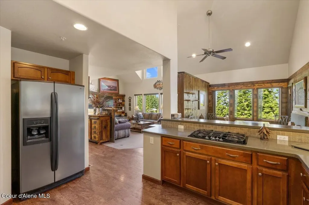 24102 N Derting Road Hayden ID 83835