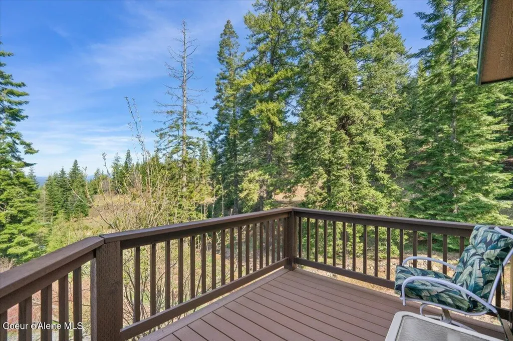 24102 N Derting Road Hayden ID 83835
