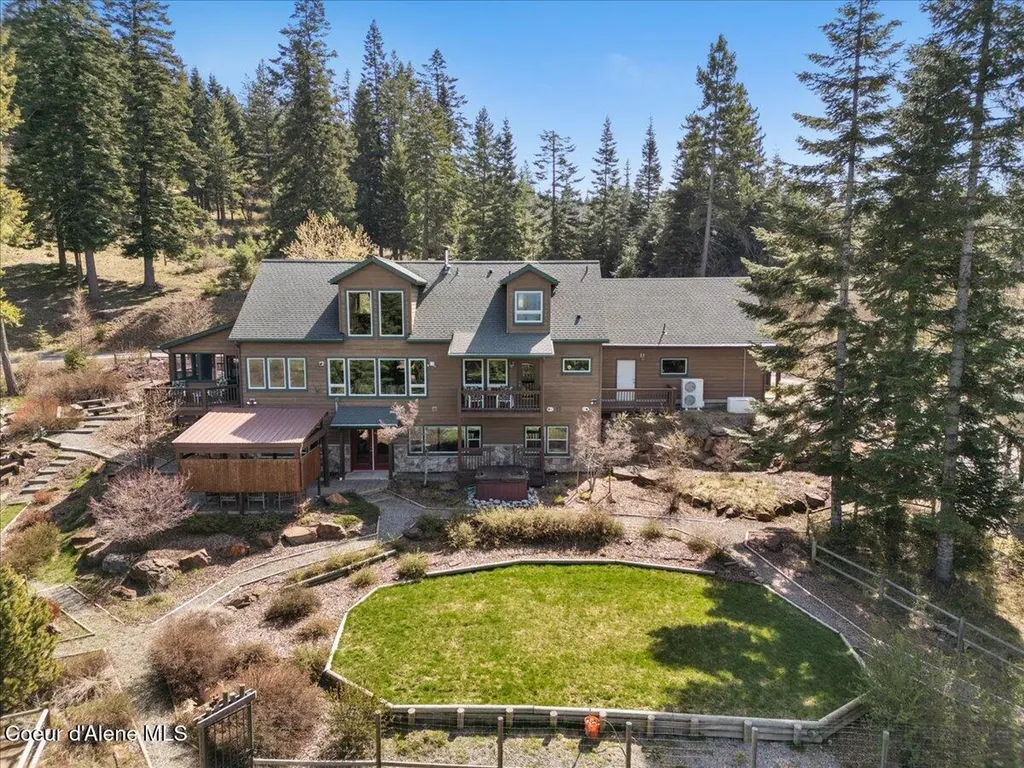 24102 N Derting Road Hayden ID 83835