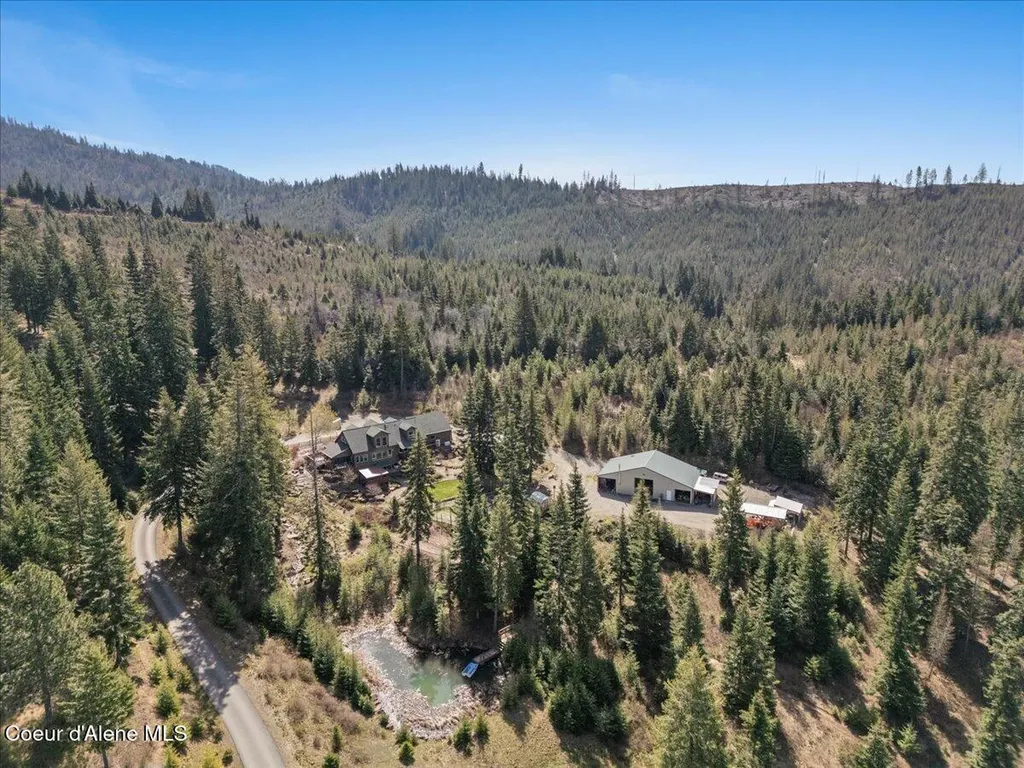 24102 N Derting Road Hayden ID 83835