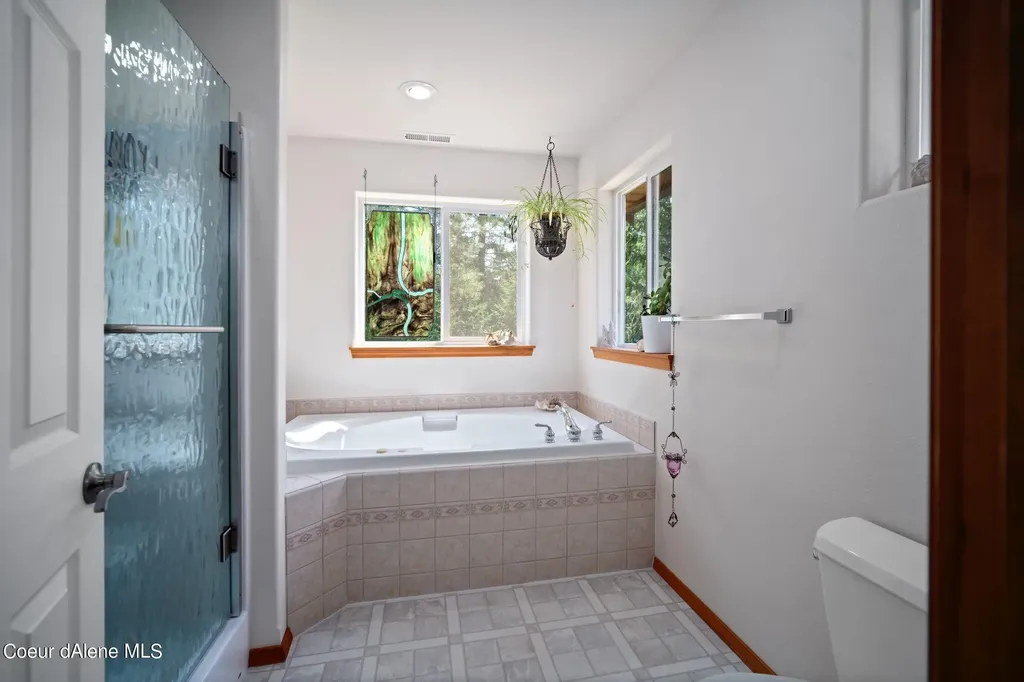 106 Quiet Place Moyie Springs ID 83845