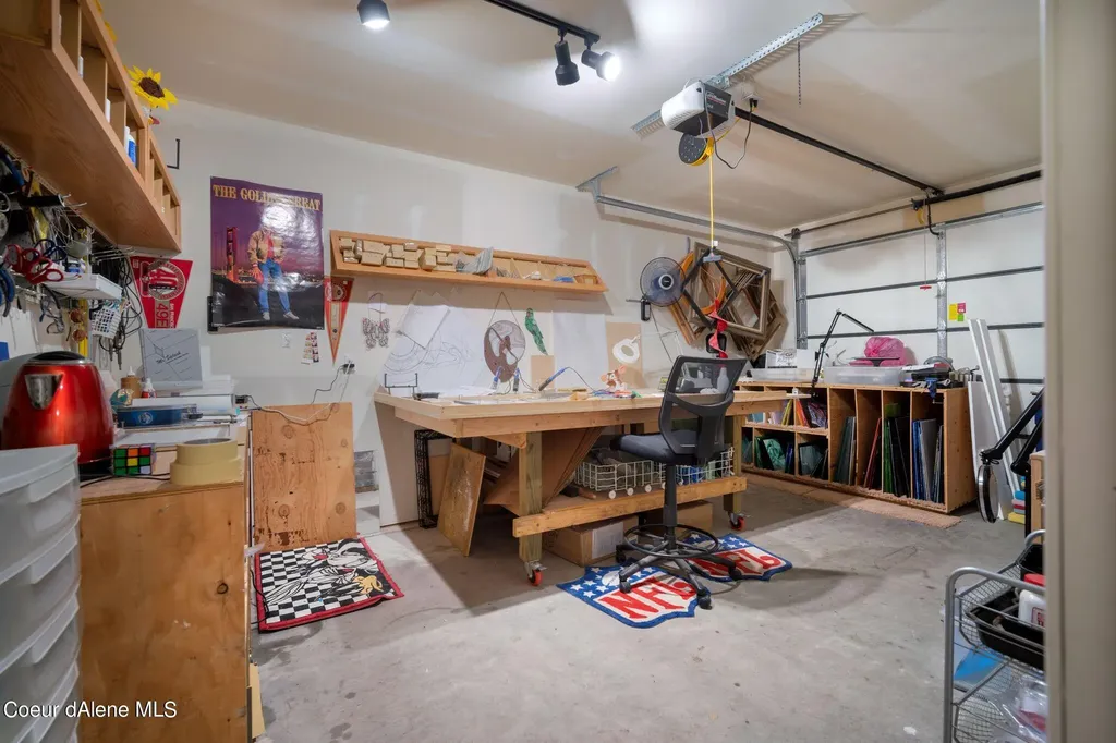 106 Quiet Place Moyie Springs ID 83845