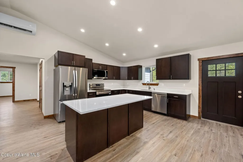 55 Flattery Lane Blanchard ID 83804