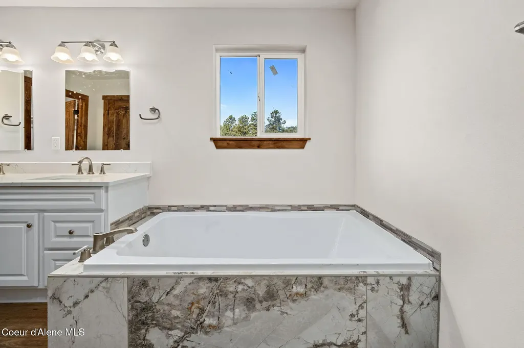 55 Flattery Lane Blanchard ID 83804