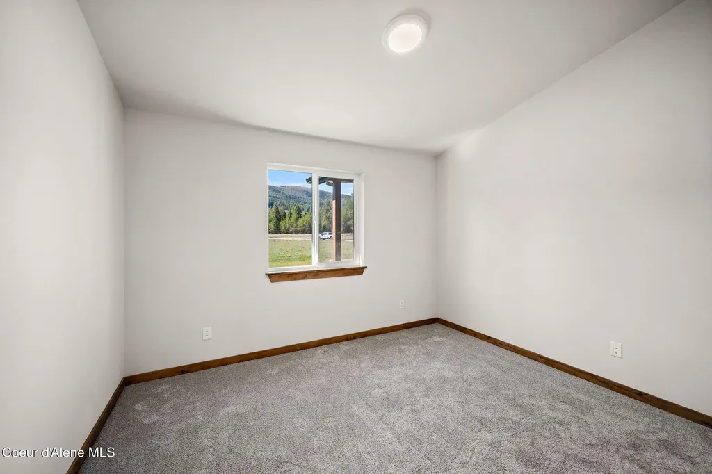 55 Flattery Lane Blanchard ID 83804