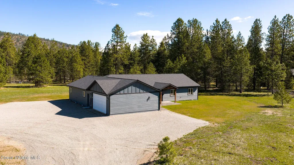 55 Flattery Lane Blanchard ID 83804