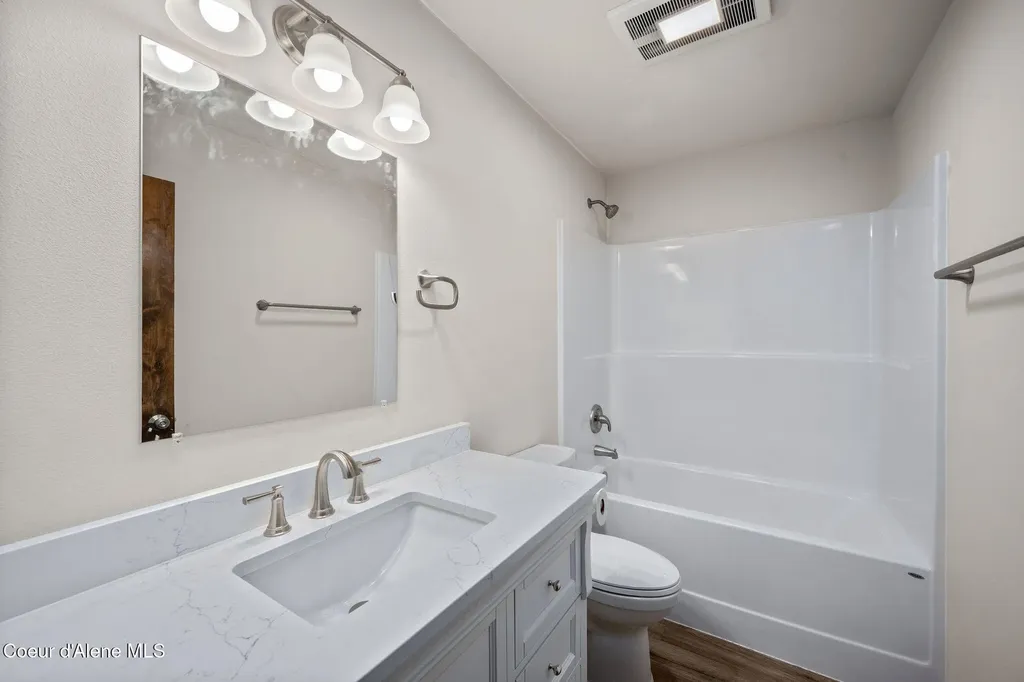 55 Flattery Lane Blanchard ID 83804