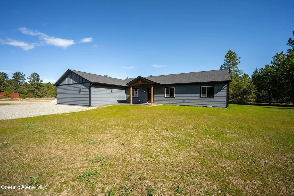 55 Flattery Lane Blanchard ID 83804