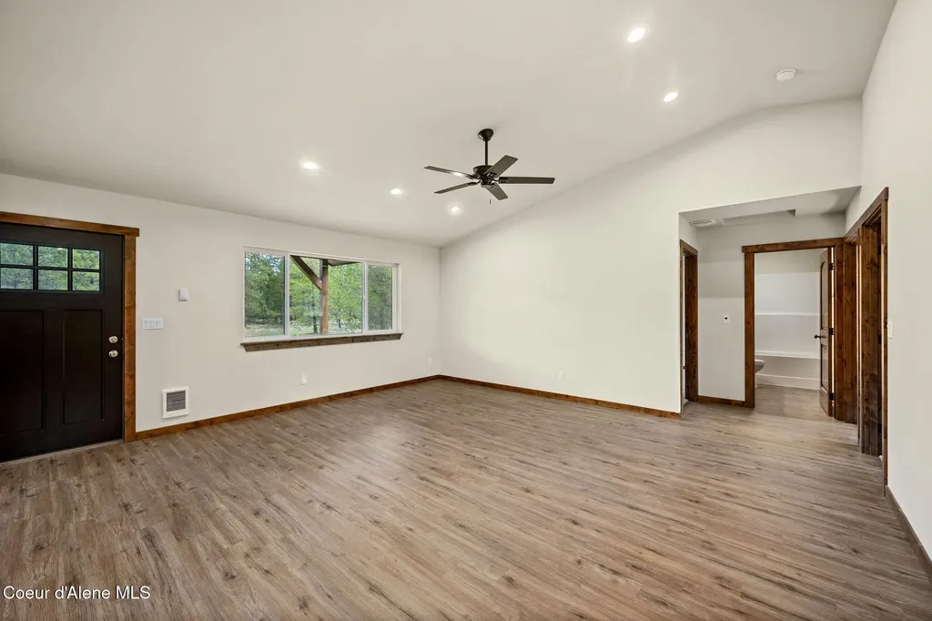 55 Flattery Lane Blanchard ID 83804
