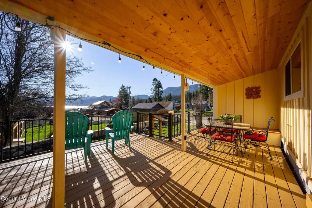 16587 E 6th Street Bayview ID 83803