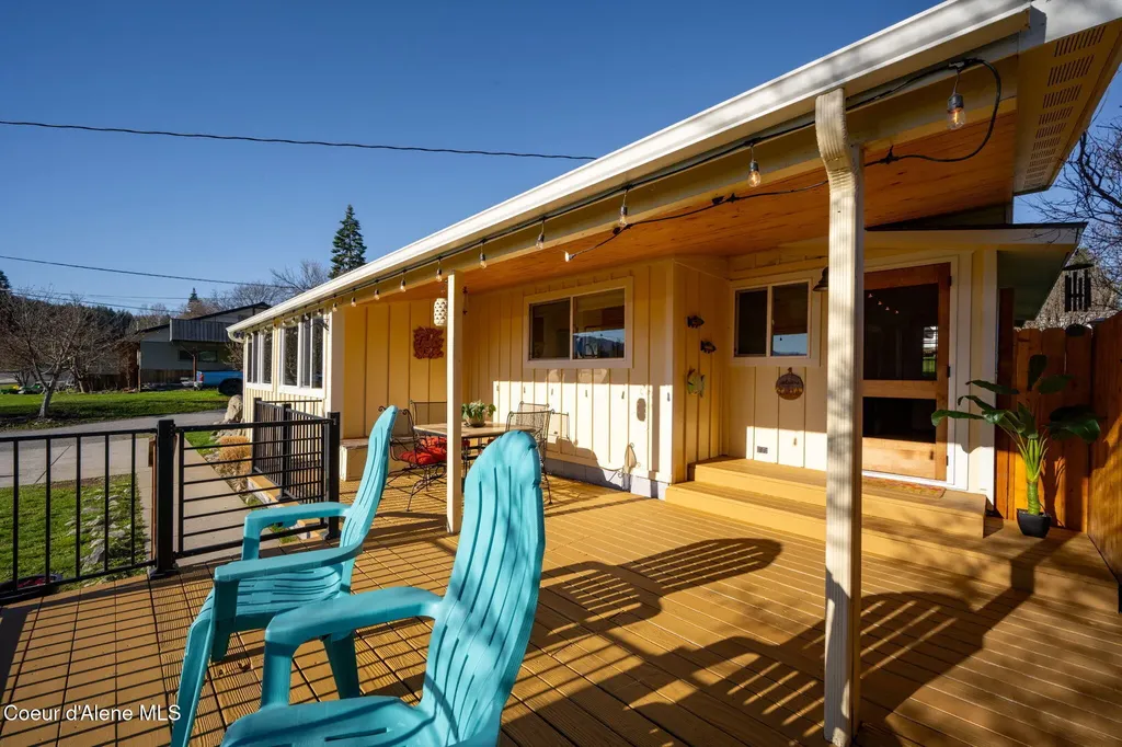 16587 E 6th Street Bayview ID 83803