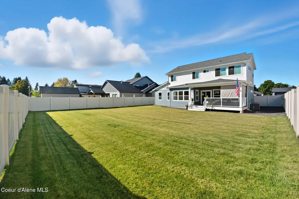 1389 E Ezra Avenue Hayden ID 83835