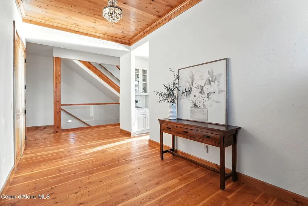 4440 E Lisa Road Harrison ID 83833