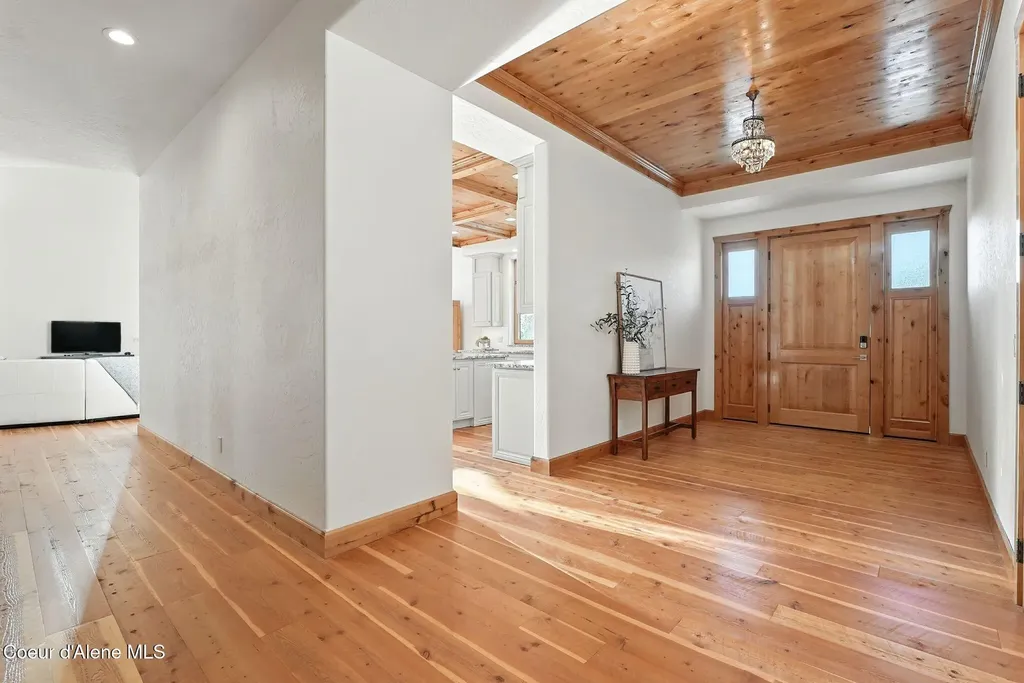 4440 E Lisa Road Harrison ID 83833