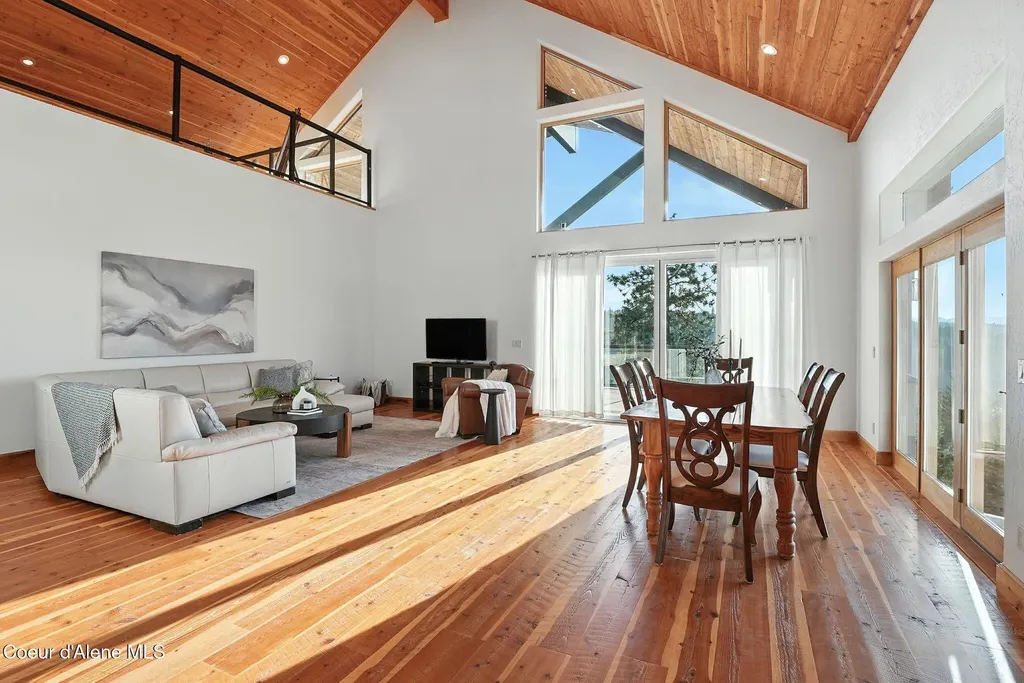 4440 E Lisa Road Harrison ID 83833