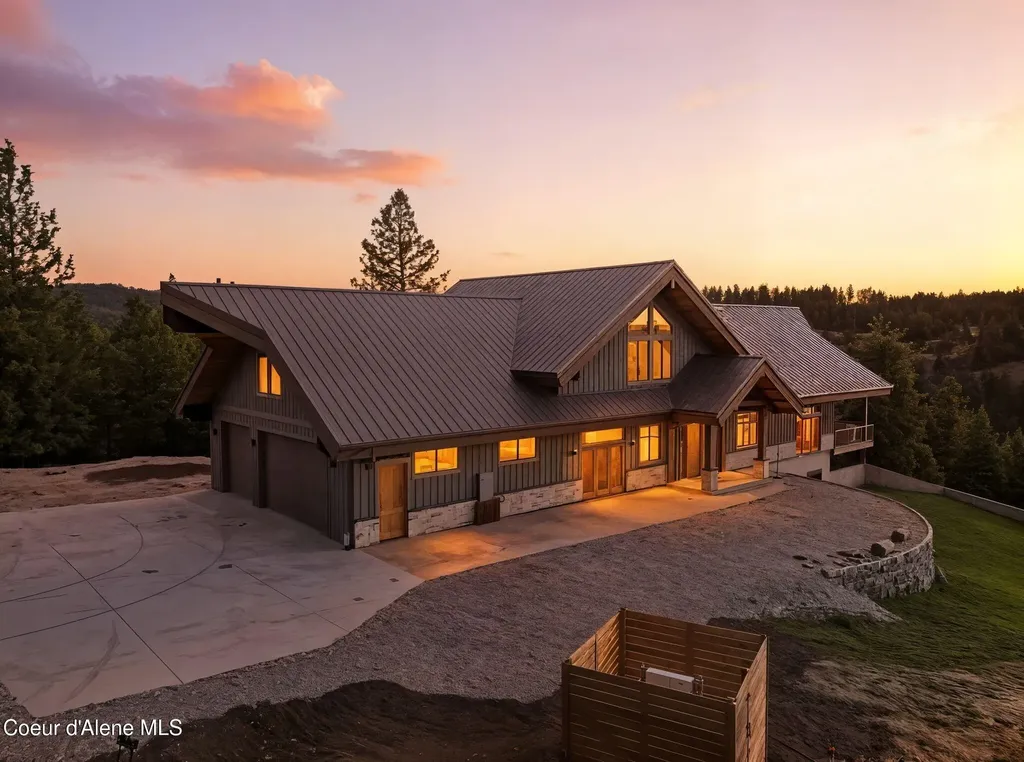 4440 E Lisa Road Harrison ID 83833