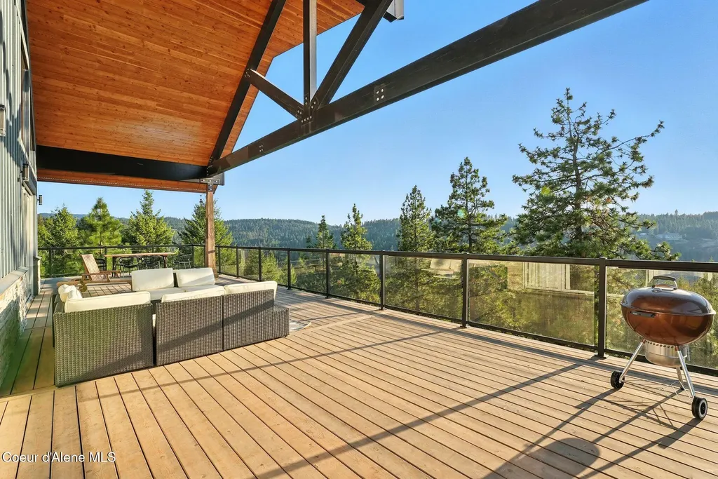 4440 E Lisa Road Harrison ID 83833