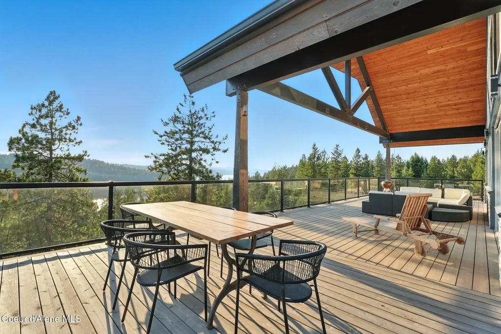 4440 E Lisa Road Harrison ID 83833
