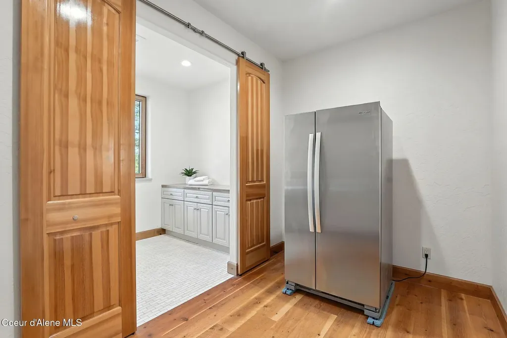 4440 E Lisa Road Harrison ID 83833