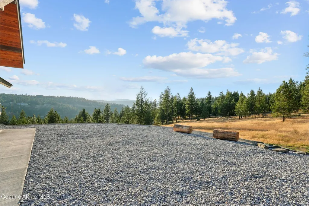 4440 E Lisa Road Harrison ID 83833