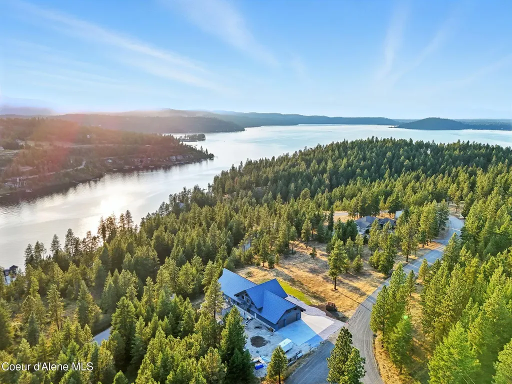 4440 E Lisa Road Harrison ID 83833