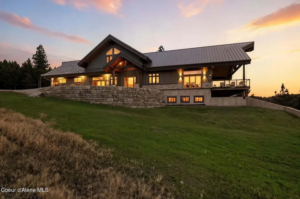 4440 E Lisa Road Harrison ID 83833