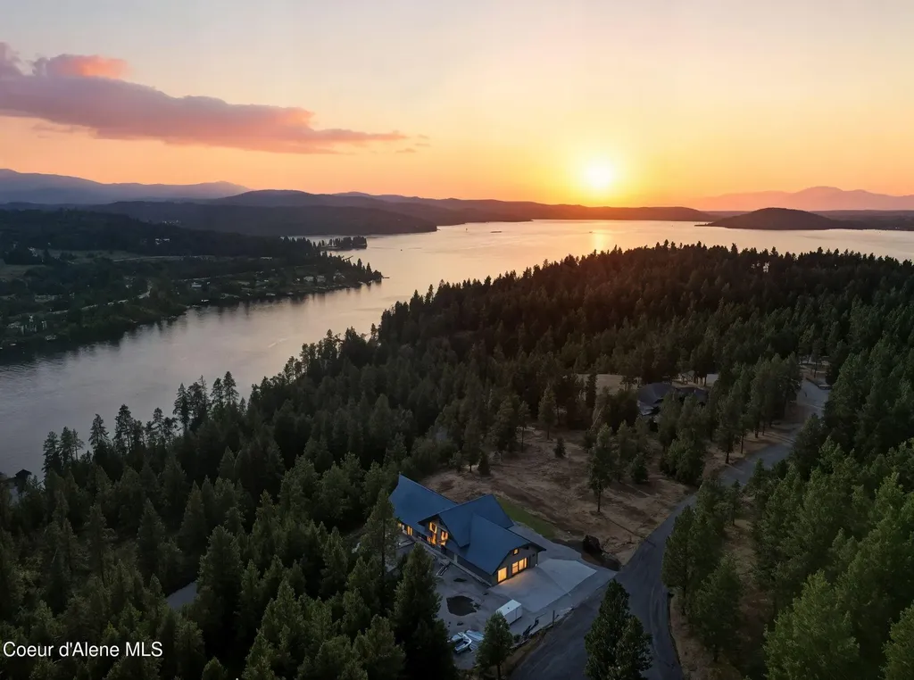 4440 E Lisa Road Harrison ID 83833