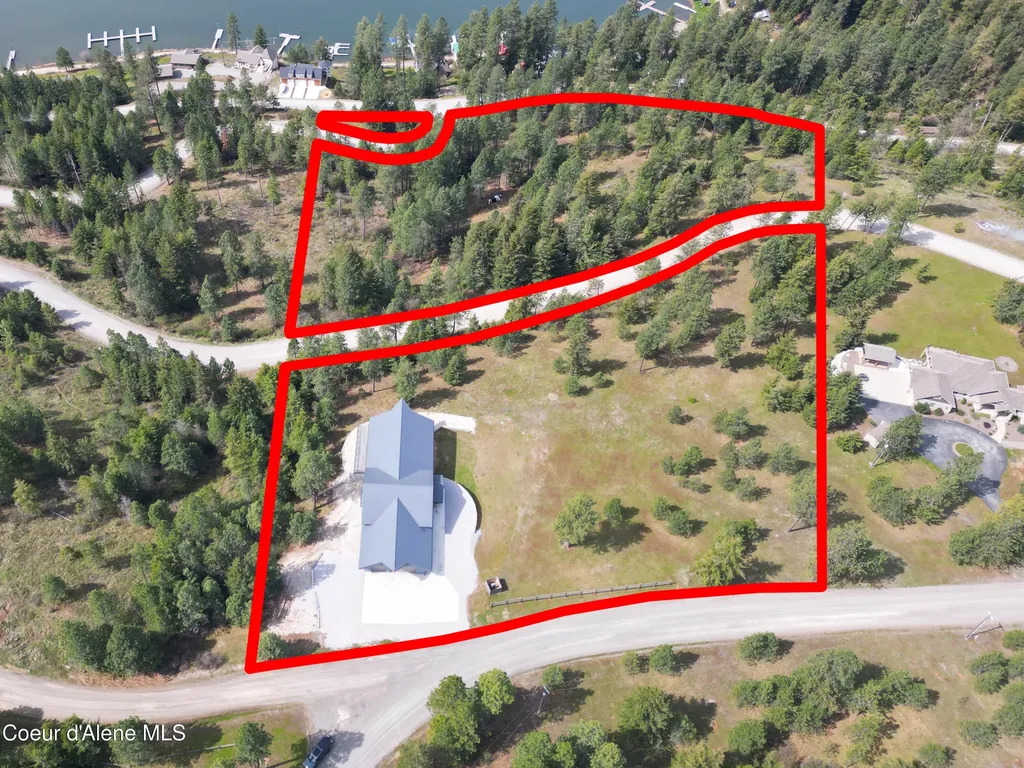 4440 E Lisa Road Harrison ID 83833