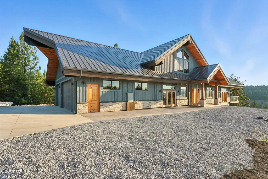 4440 E Lisa Road Harrison ID 83833